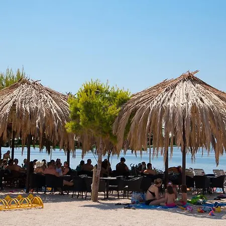 Luxury Front With Seaside View And Free Parking Lägenhet *