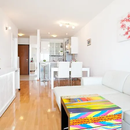 Luxury Front With Seaside View And Free Parking