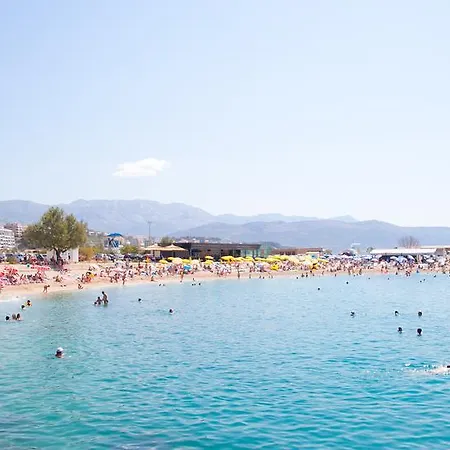 Luxury Front With Seaside View And Free Parking Апартаменты *