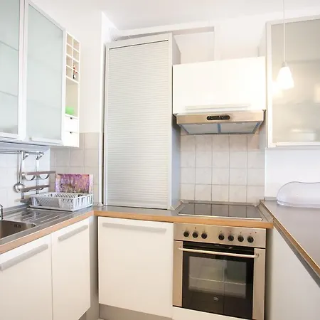 Apartment Luxury Front With Seaside View And Free Parking Split