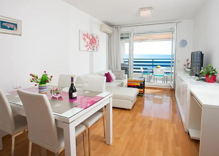 Luxury Front With Seaside View And Free Parking Appartement