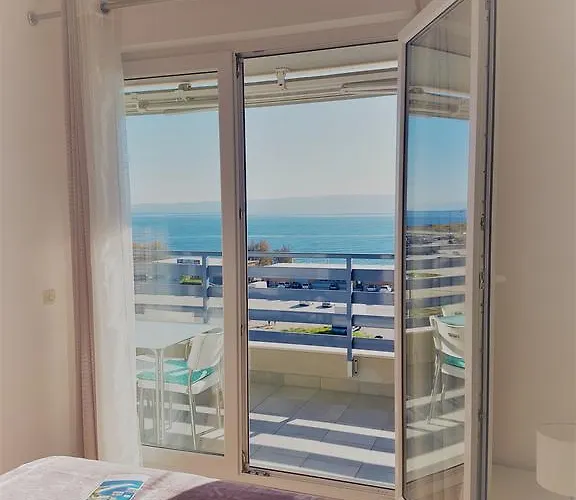 Luxury Front With Seaside View And Free Parking